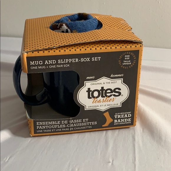 Mug and Socks Set - Picture 5 of 6